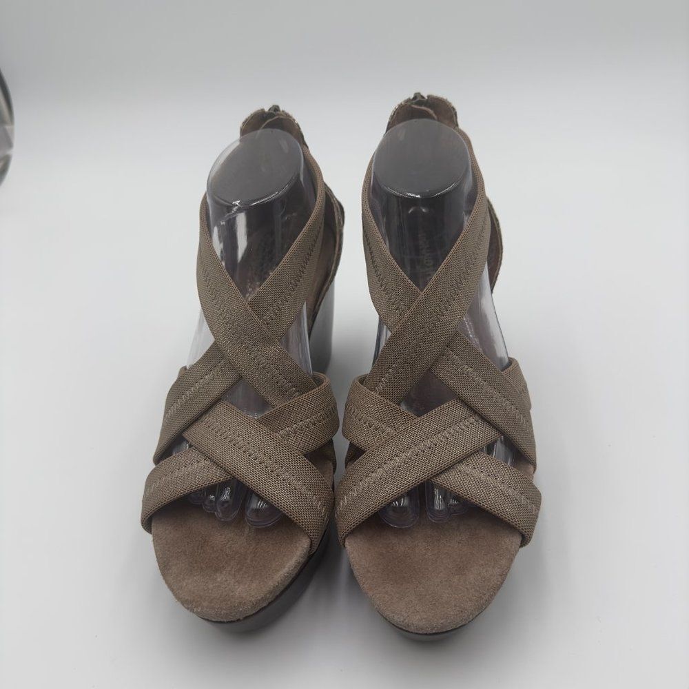 Donald J Pliner Jilli Canvas Wedge Sandal Bronze Open-toe design/comfort. Sz 9.5